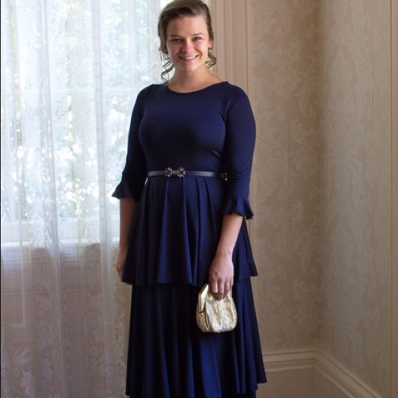 Dainty Jewell’s Dresses & Skirts - SOLD Dainty Jewell’s Navy Blue Darling Dress